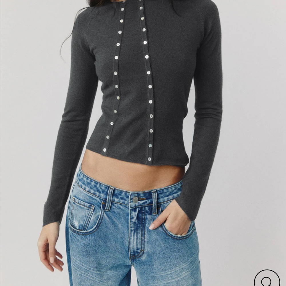 With Jean Dark Gray Long Sleeve Top